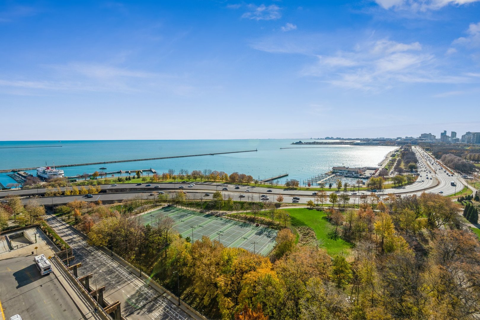 400 E RANDOLPH St #2019 Chicago, IL 60601