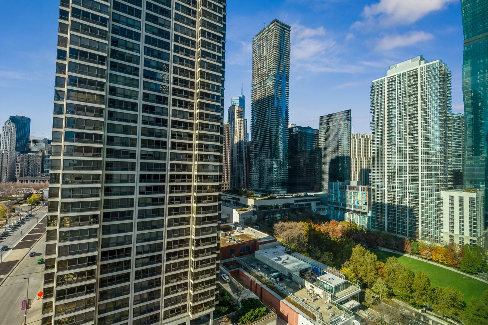 400 E RANDOLPH St #2019 Chicago, IL 60601