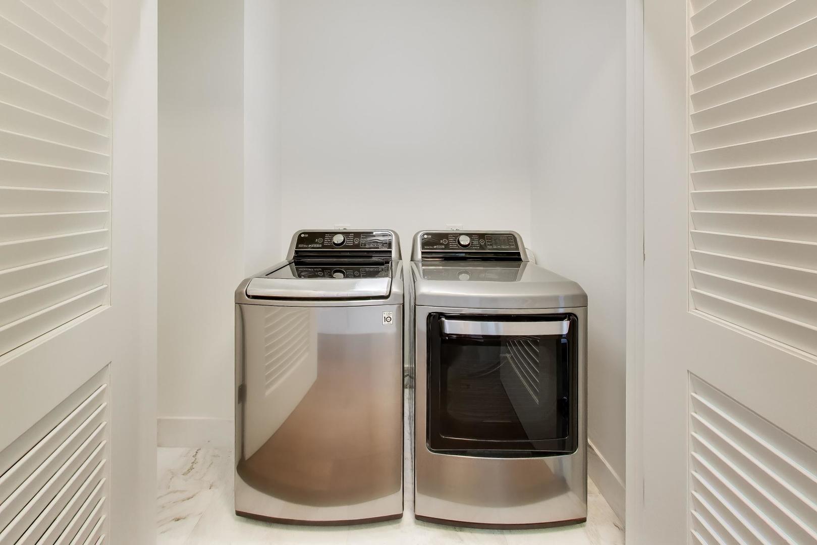 363 E Wacker Dr #6805 Chicago, IL 60601