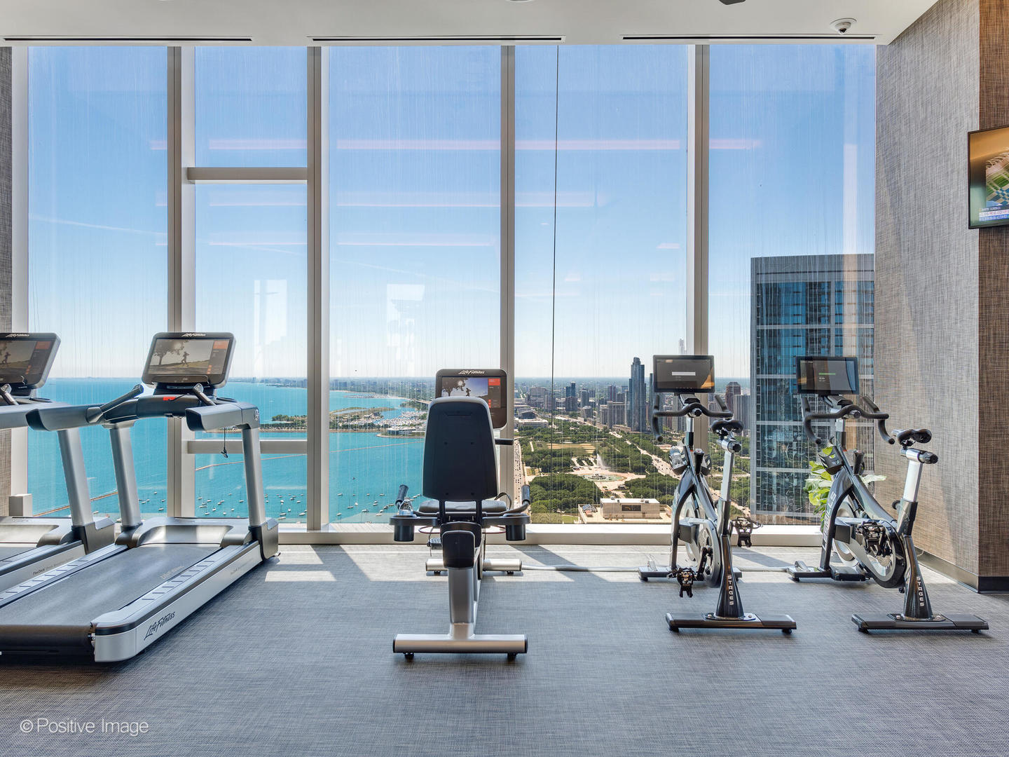 363 E Wacker Dr #6805 Chicago, IL 60601