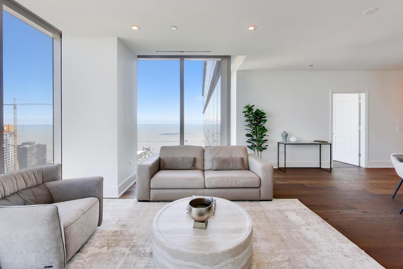 363 E Wacker Dr #6805 Chicago, IL 60601