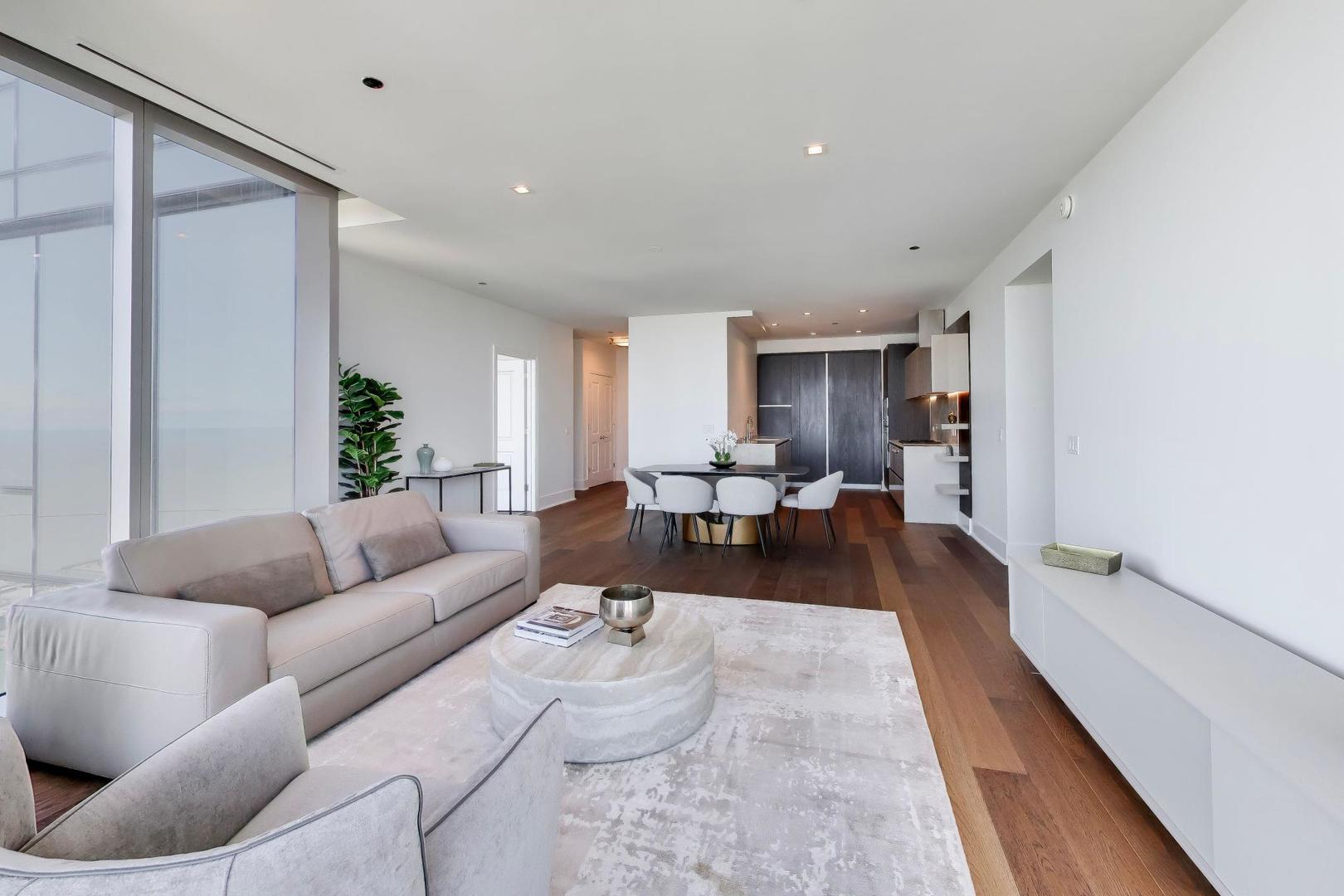 363 E Wacker Dr #6805 Chicago, IL 60601