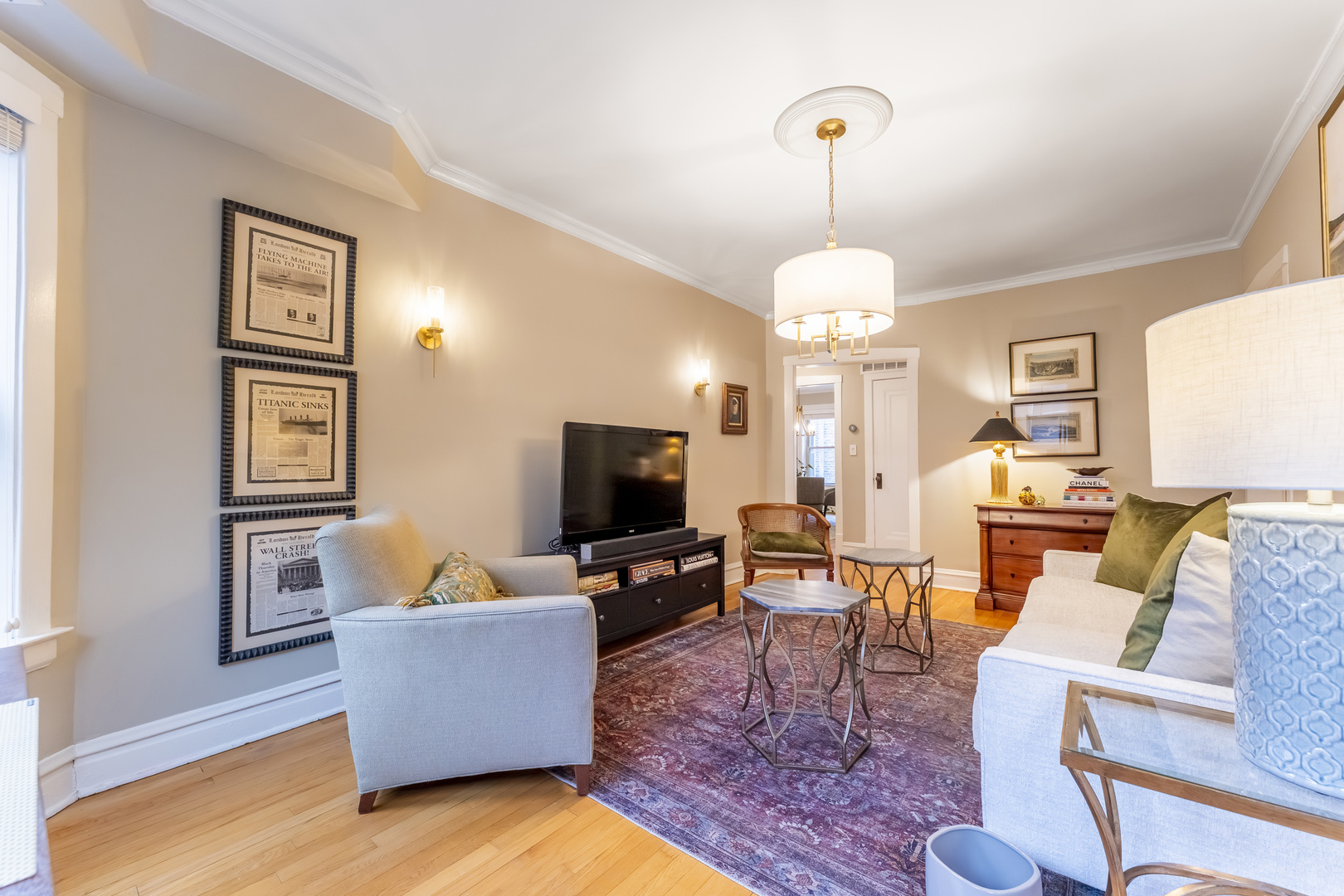 617 Washington Blvd #2N Oak Park, IL 60302