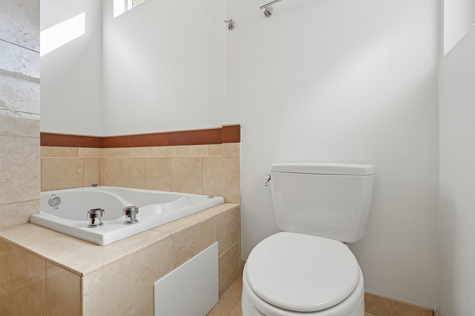 1735 N Western Ave #2 Chicago, IL 60647