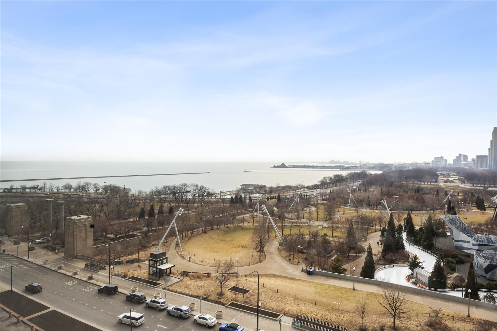 340 E RANDOLPH St #905 Chicago, IL 60601