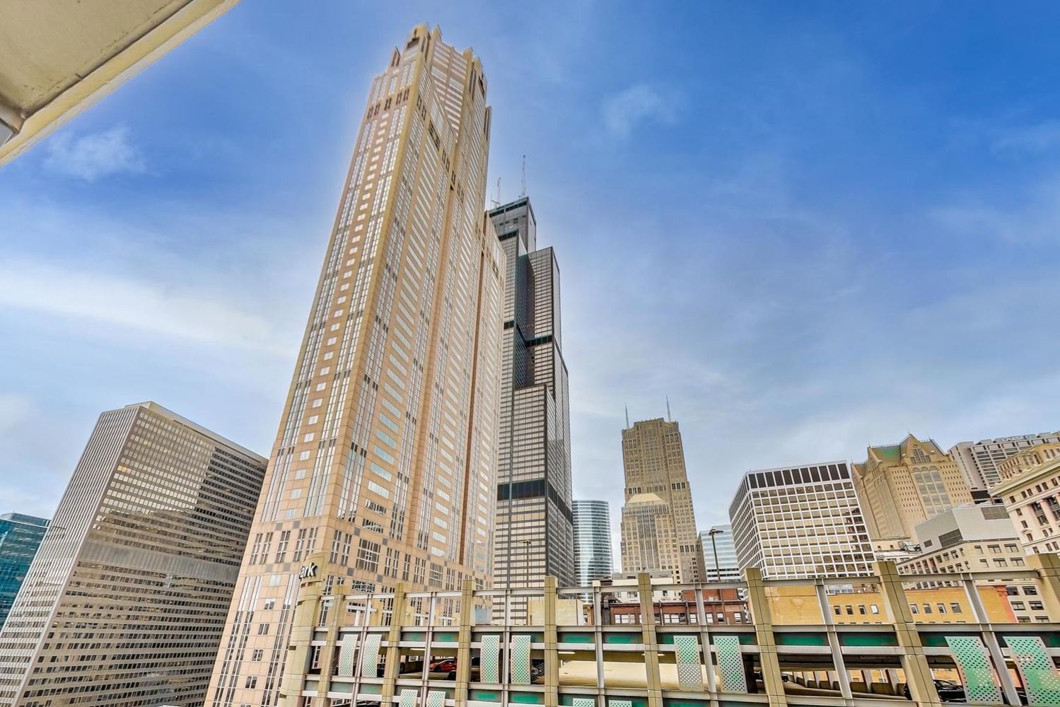 235 W VAN BUREN St #1517 Chicago, IL 60607