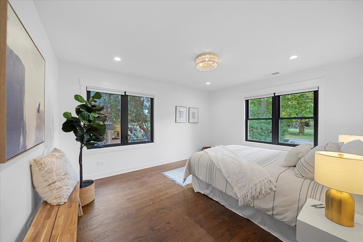 4072 Bunker Ln Wilmette, IL 60091