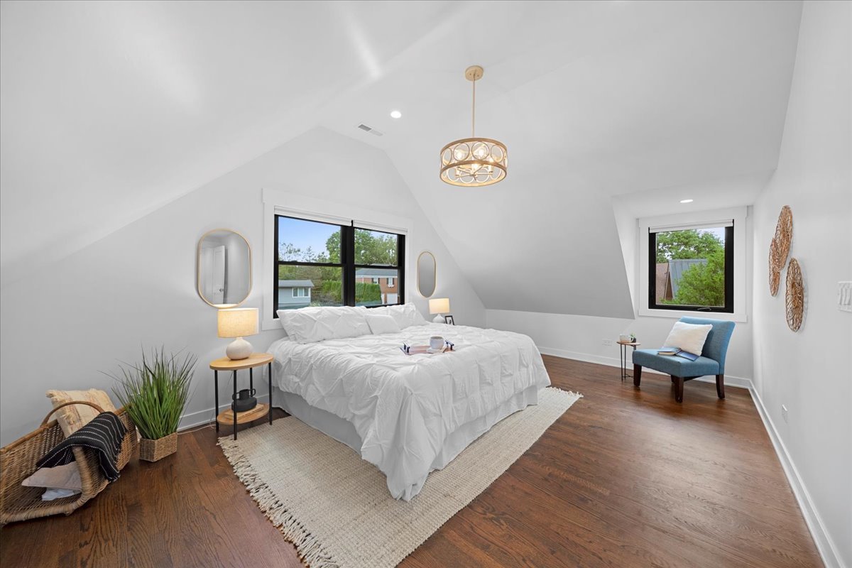 4072 Bunker Ln Wilmette, IL 60091