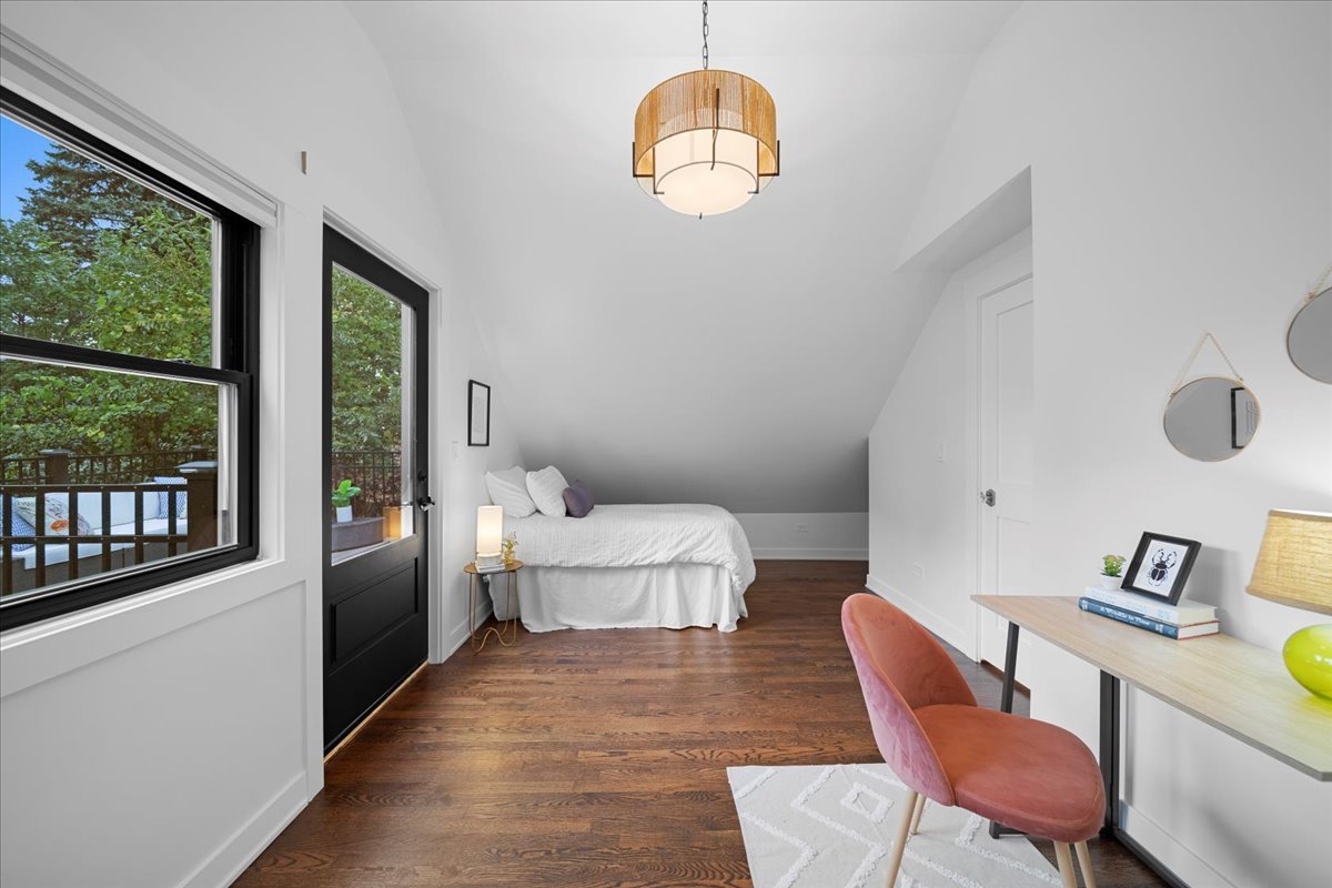 4072 Bunker Ln Wilmette, IL 60091