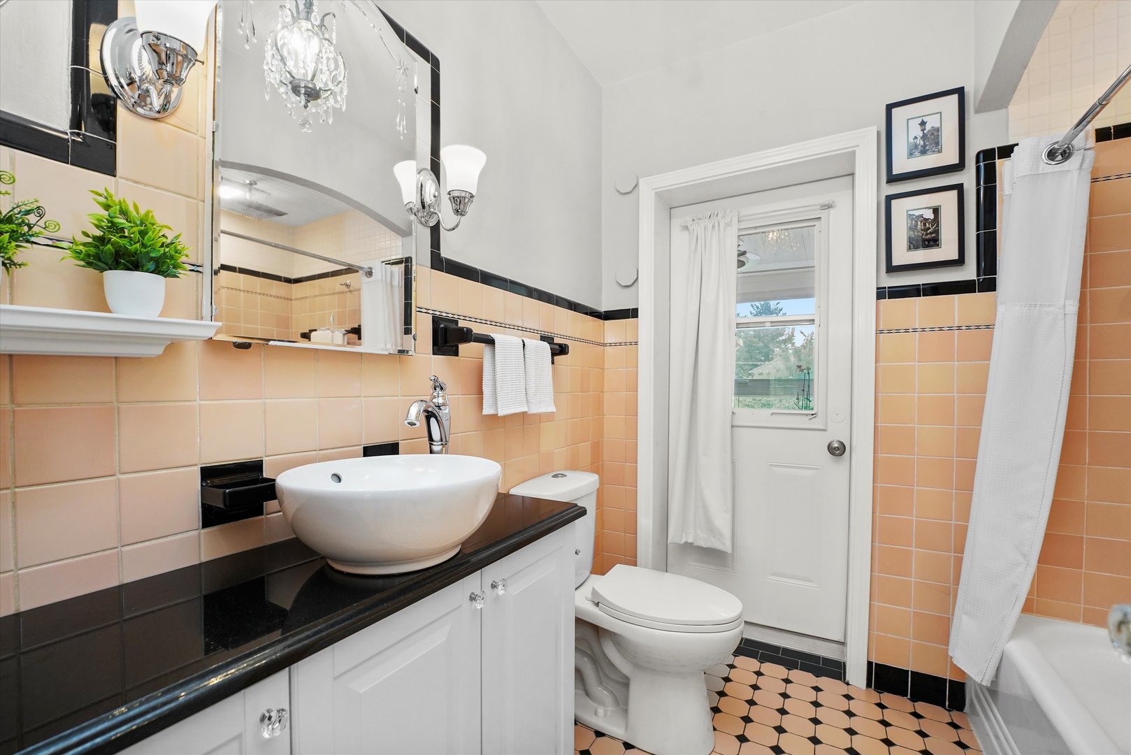 1104 Fair Oaks Ave Oak Park, IL 60302