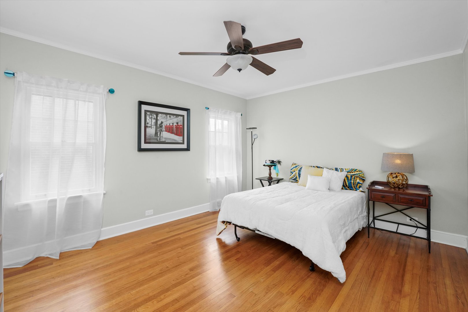 1104 Fair Oaks Ave Oak Park, IL 60302