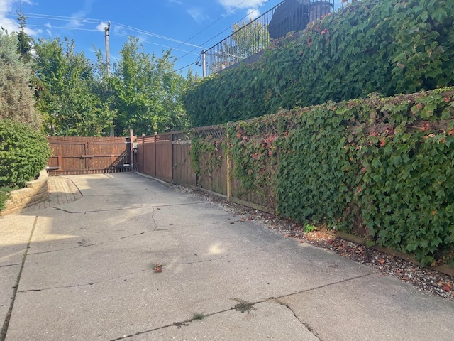 1104 Fair Oaks Ave Oak Park, IL 60302