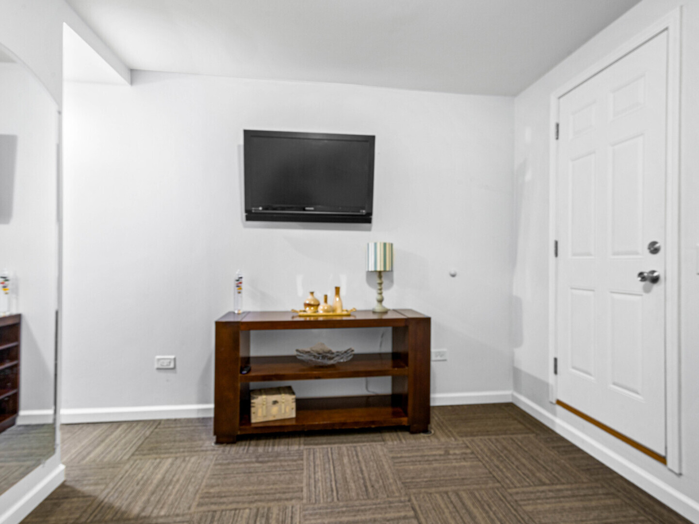 506 W Oneida St Joliet, IL 60435