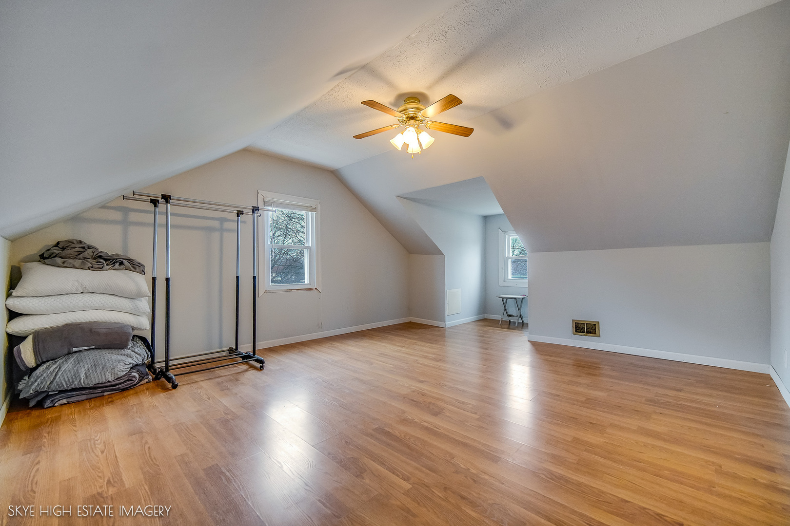 1205 N PRAIRIE Ave Joliet, IL 60435