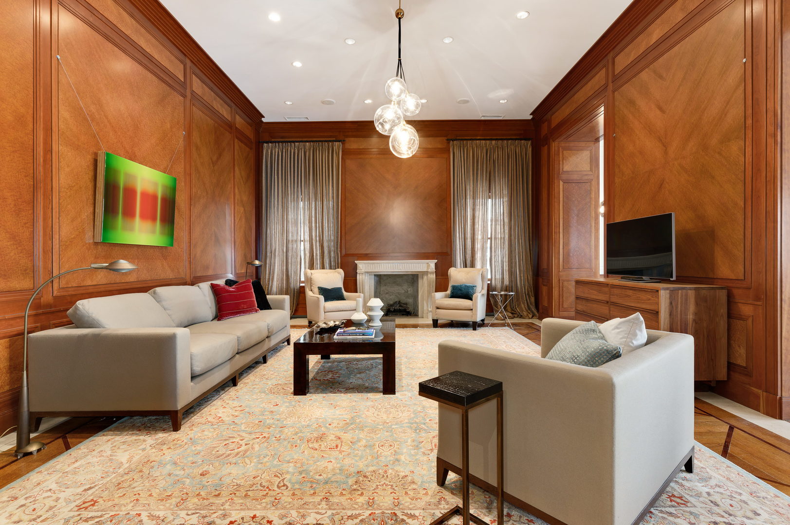 189 E Lk Shr Dr #PH18 Chicago, IL 60611