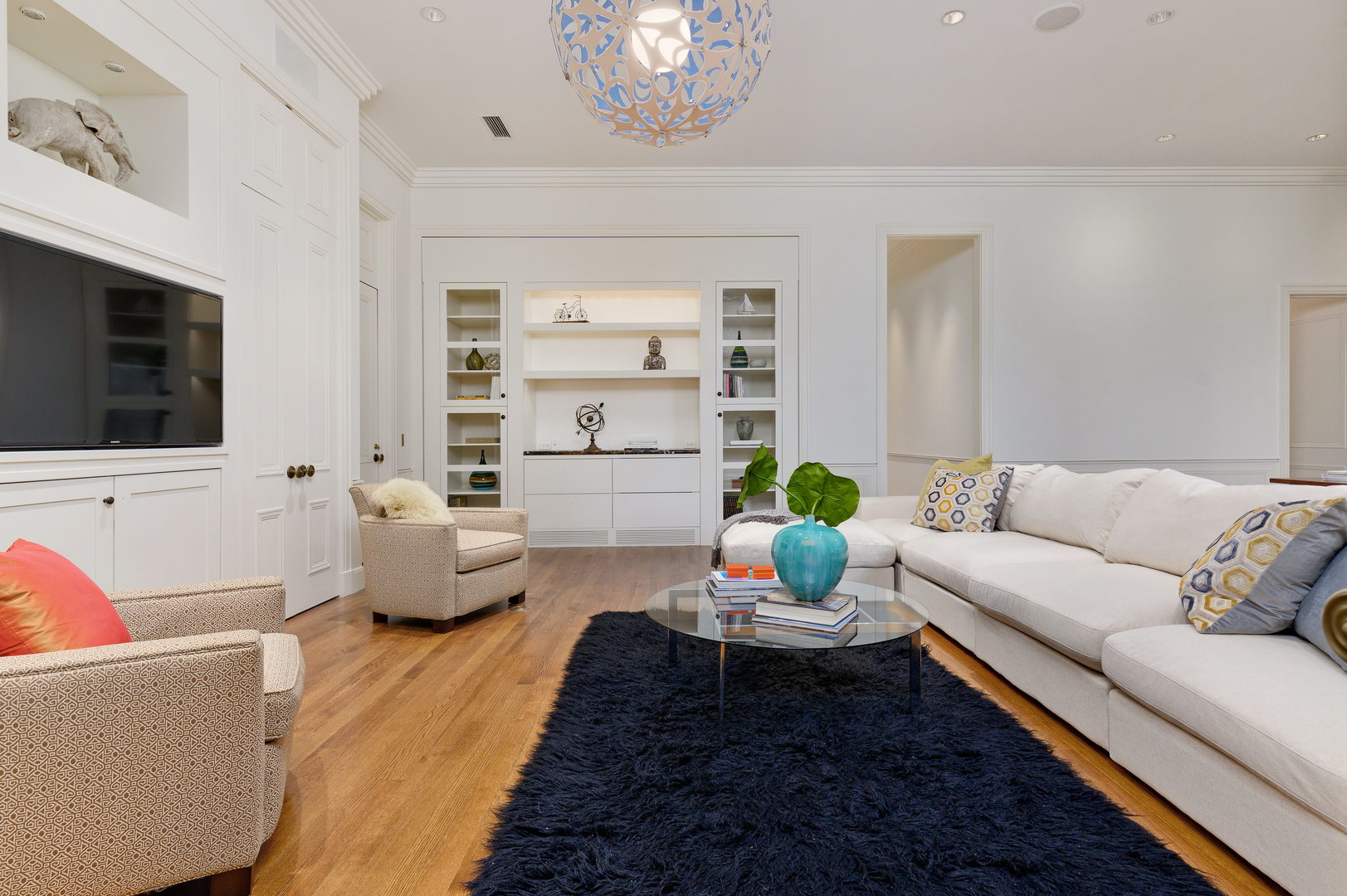 189 E Lk Shr Dr #PH18 Chicago, IL 60611