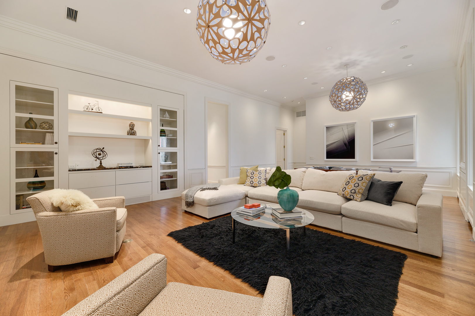 189 E Lk Shr Dr #PH18 Chicago, IL 60611