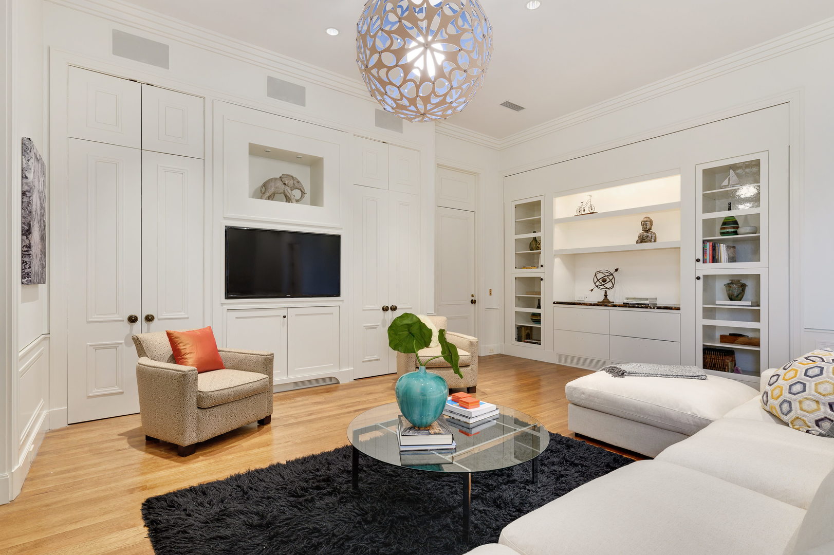 189 E Lk Shr Dr #PH18 Chicago, IL 60611