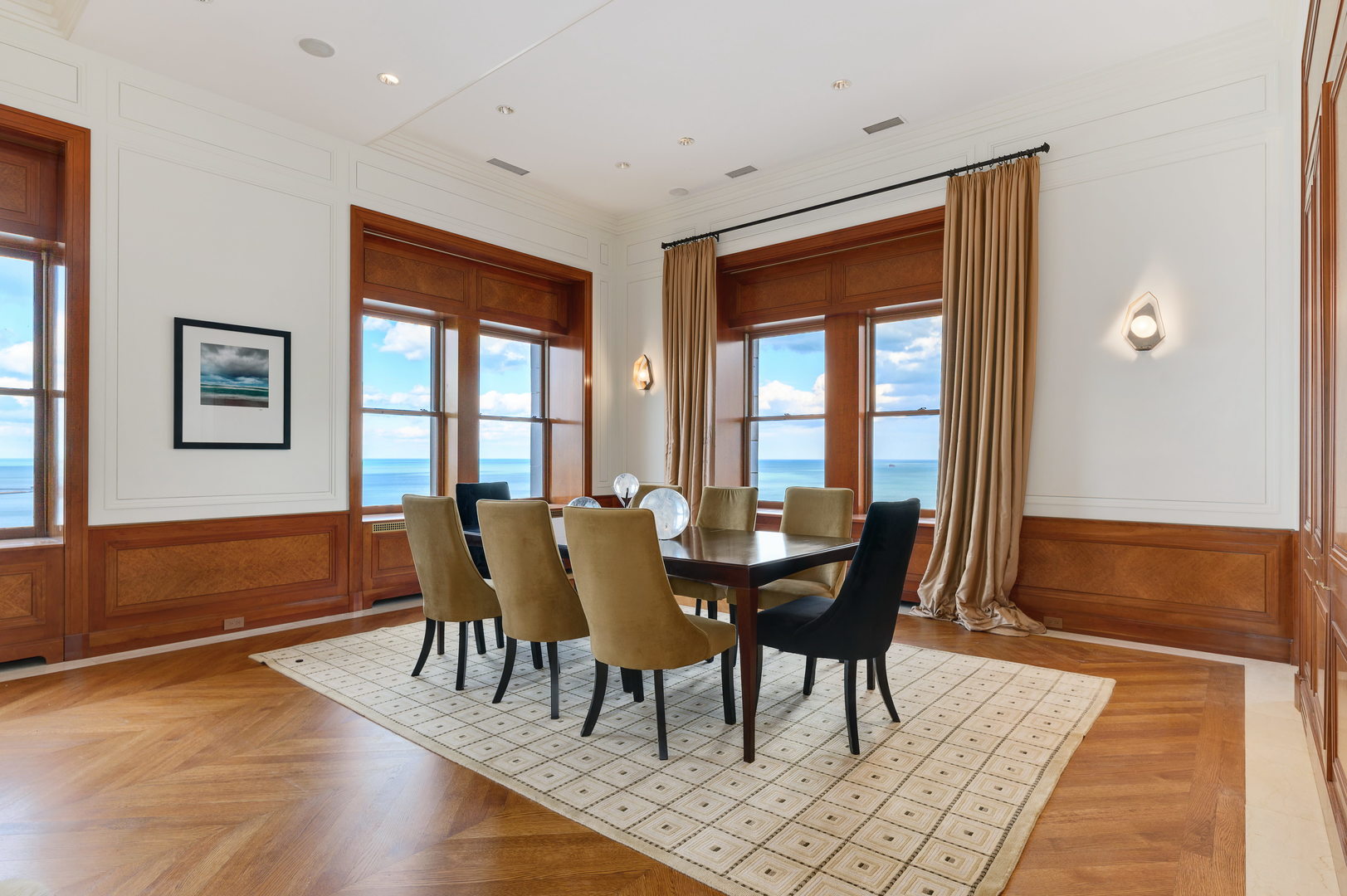 189 E Lk Shr Dr #PH18 Chicago, IL 60611