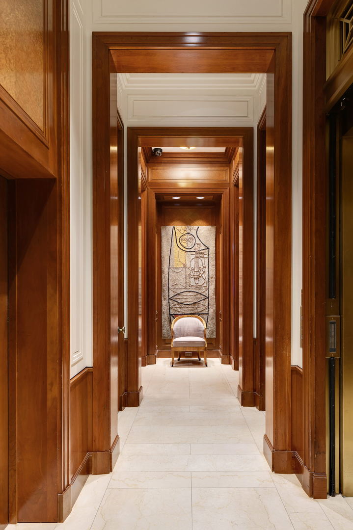 189 E Lk Shr Dr #PH18 Chicago, IL 60611