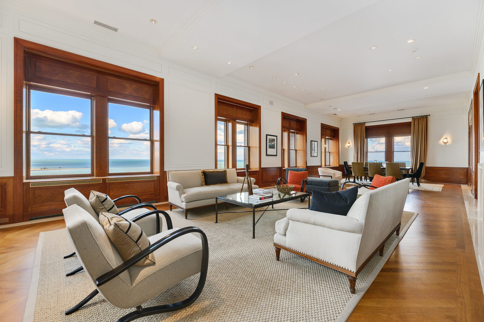 189 E Lk Shr Dr #PH18 Chicago, IL 60611