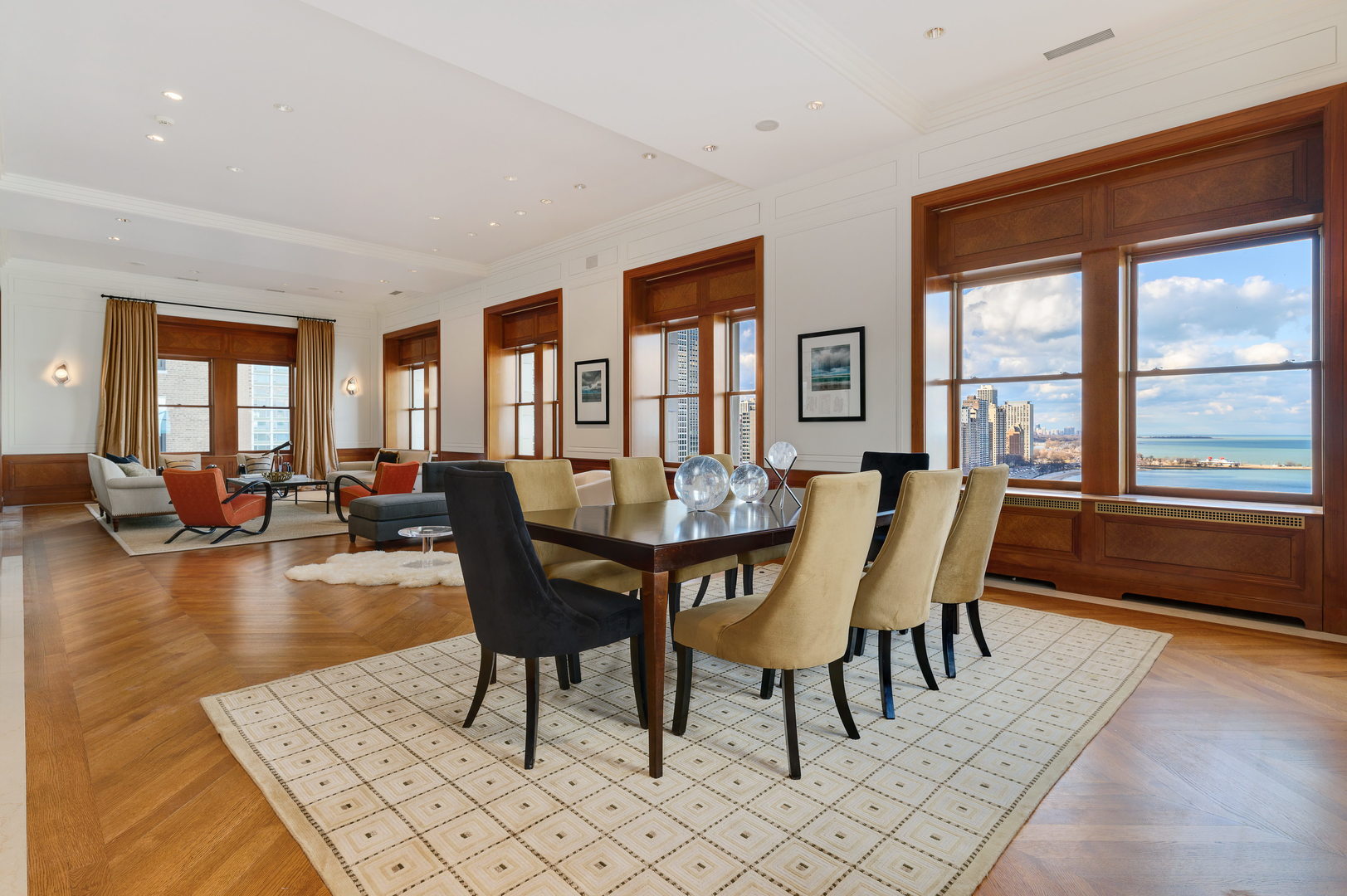 189 E Lk Shr Dr #PH18 Chicago, IL 60611