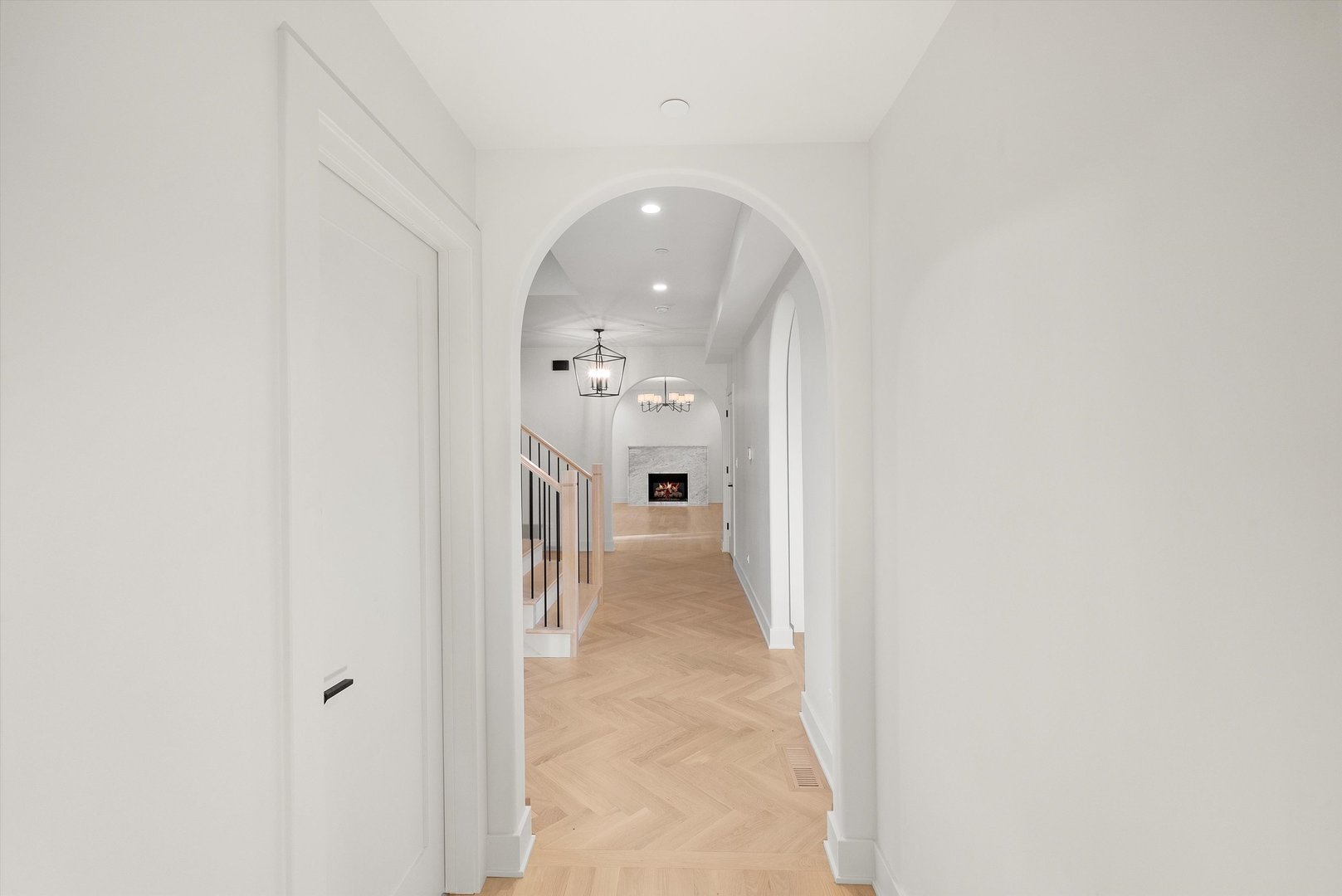 1037 Belleforte Ave Oak Park, IL 60302