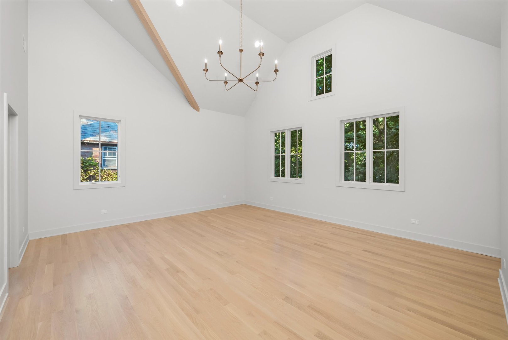 1037 Belleforte Ave Oak Park, IL 60302