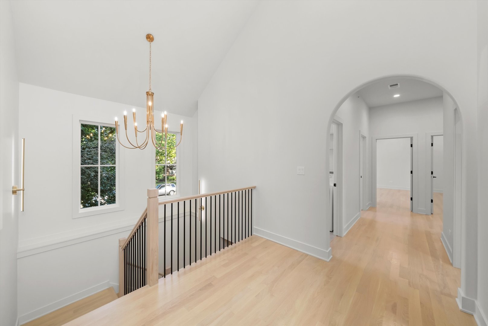 1037 Belleforte Ave Oak Park, IL 60302