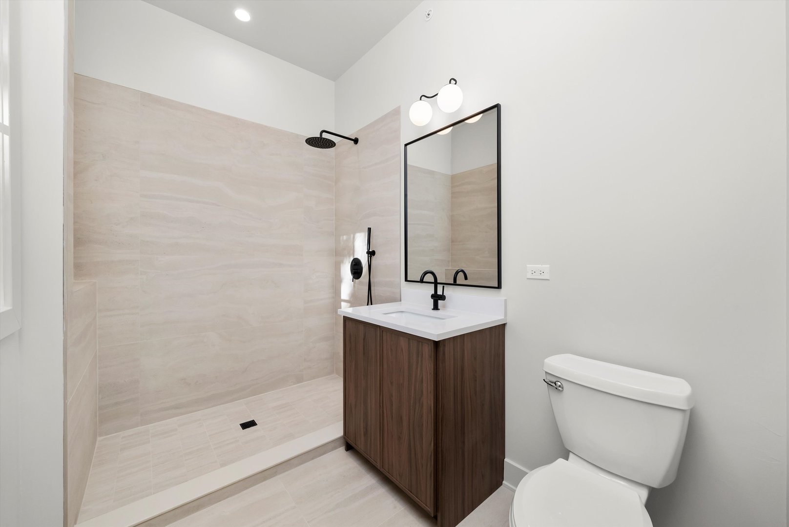 1037 Belleforte Ave Oak Park, IL 60302