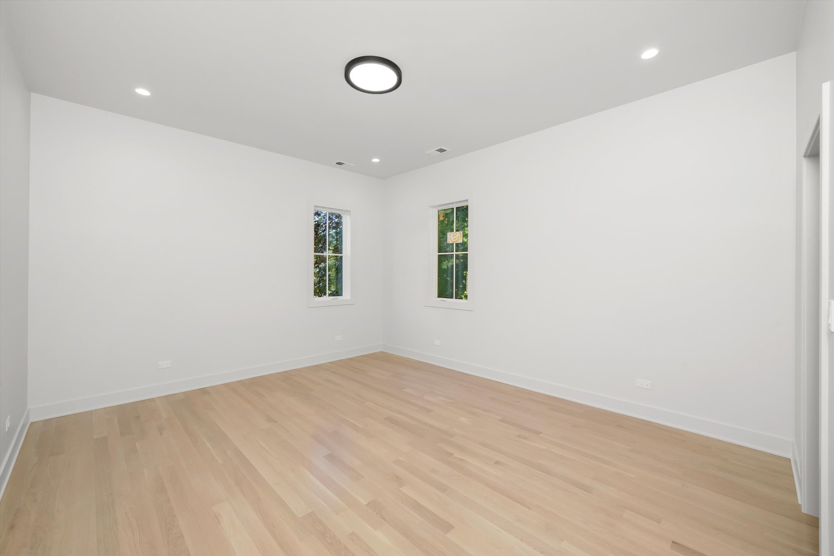 1037 Belleforte Ave Oak Park, IL 60302