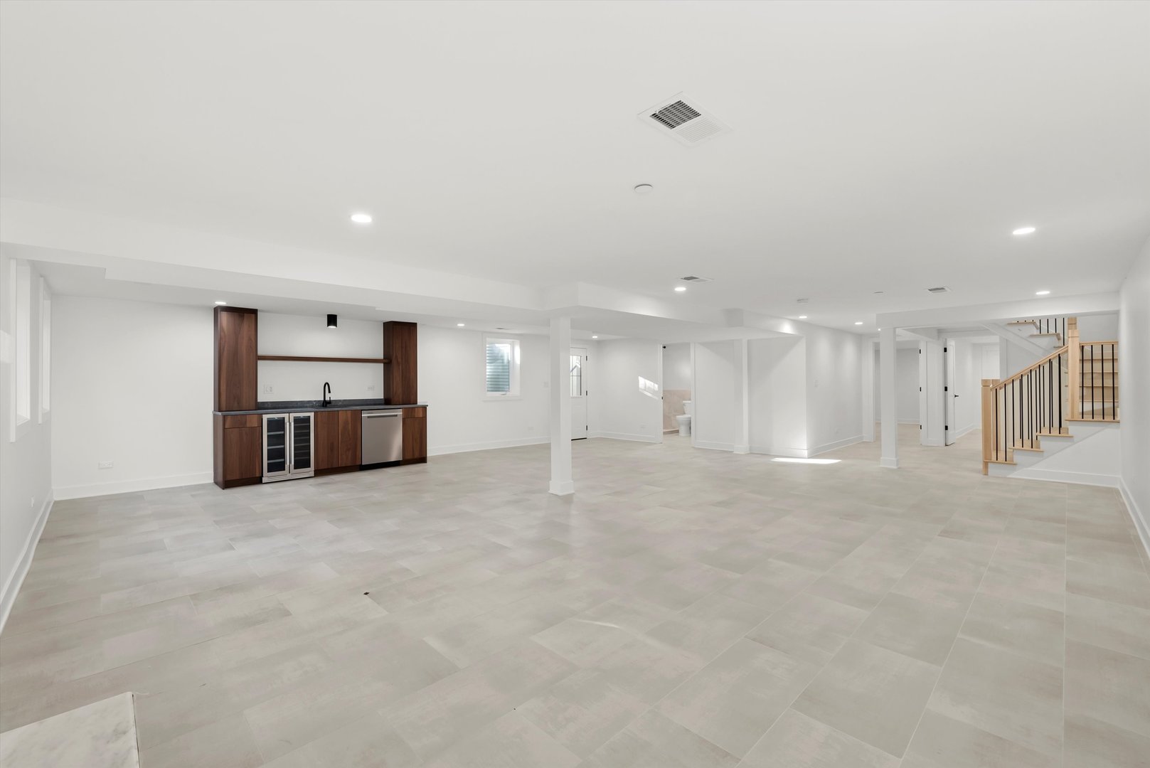 1037 Belleforte Ave Oak Park, IL 60302