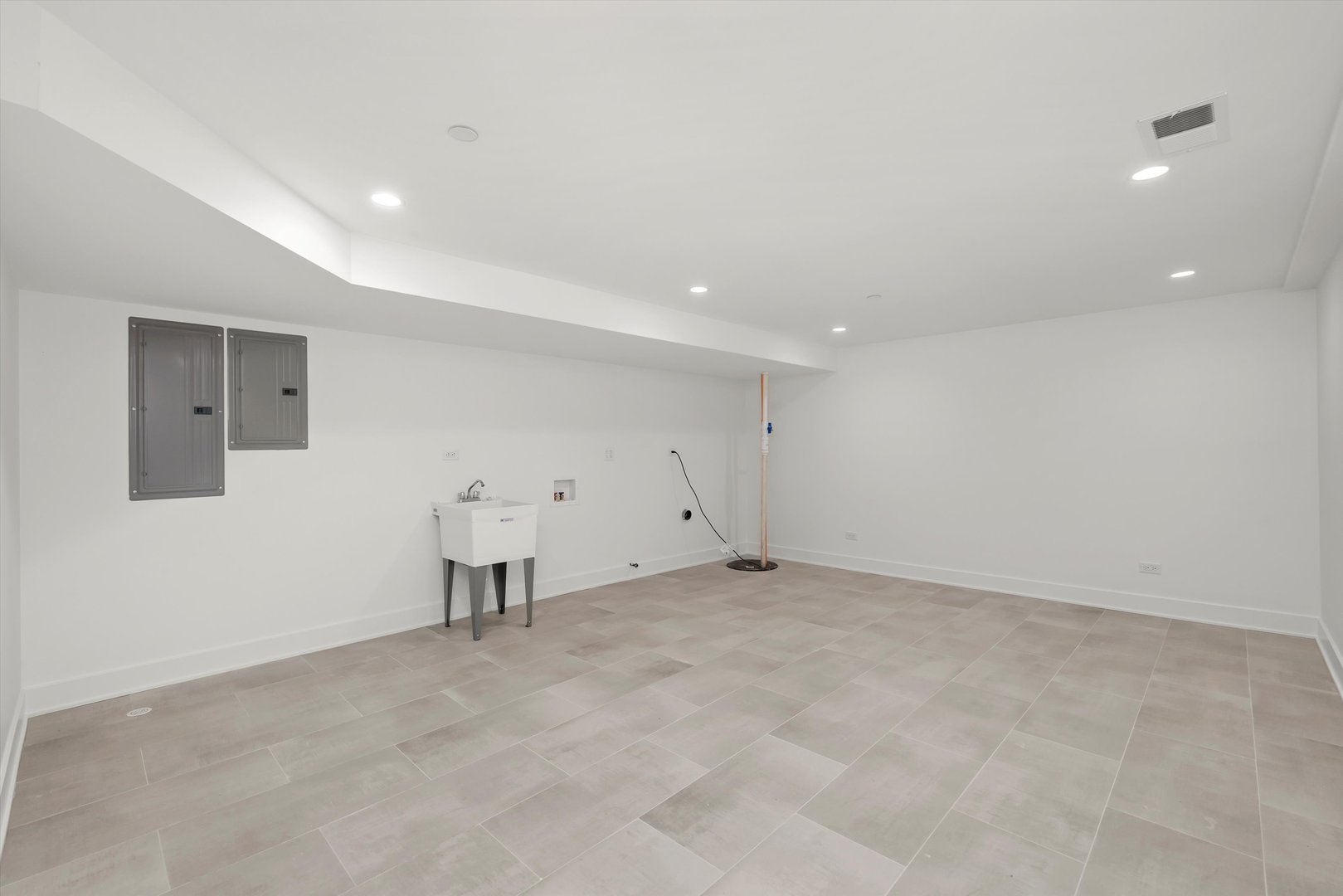 1037 Belleforte Ave Oak Park, IL 60302