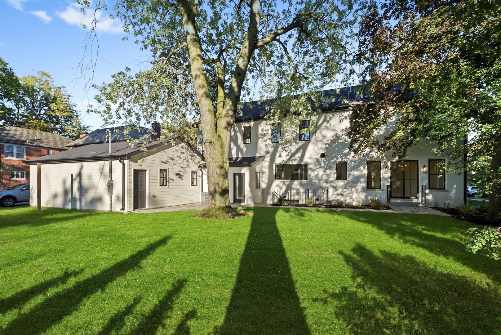 1037 Belleforte Ave Oak Park, IL 60302