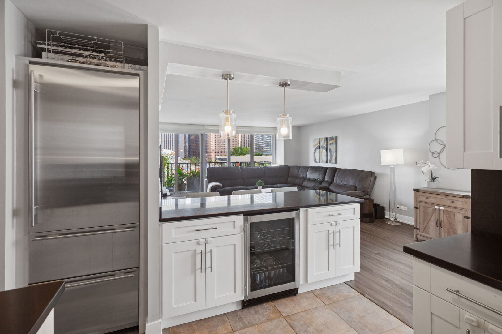 400 E Randolph St #930 Chicago, IL 60601