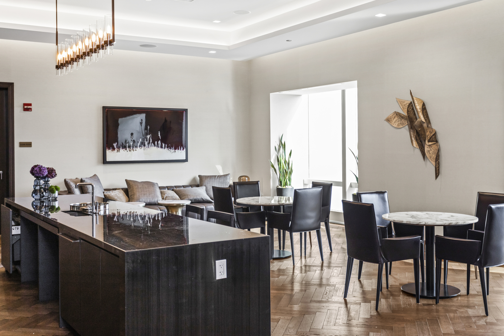 363 E Wacker Dr #2503 Chicago, IL 60601