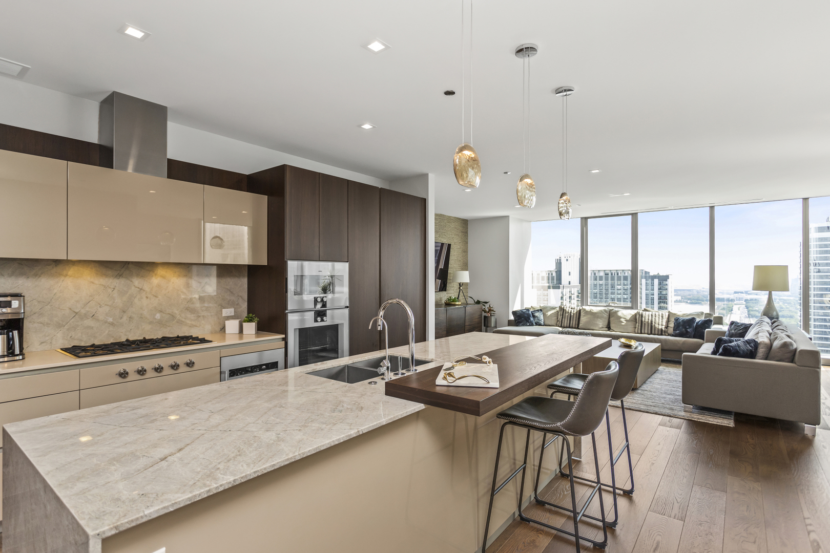 363 E Wacker Dr #2503 Chicago, IL 60601