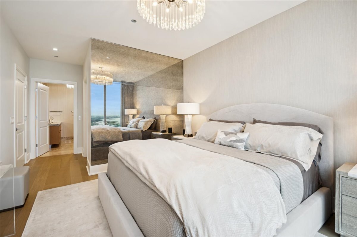 363 E Wacker Dr #3805 Chicago, IL 60601