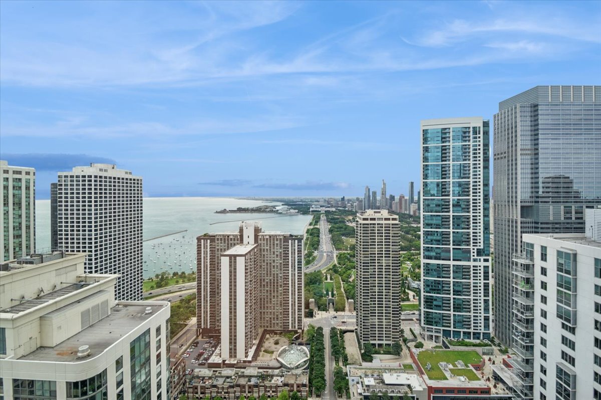 363 E Wacker Dr #3805 Chicago, IL 60601