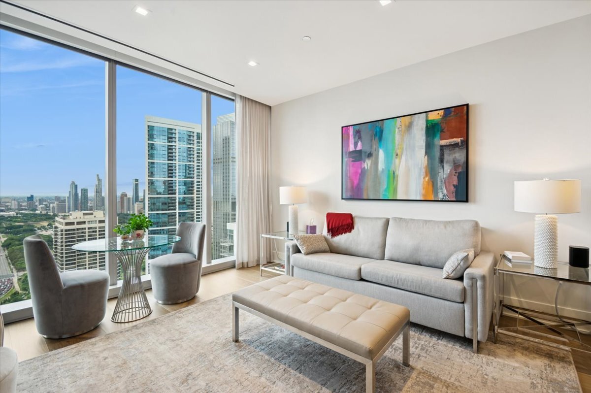 363 E Wacker Dr #3805 Chicago, IL 60601