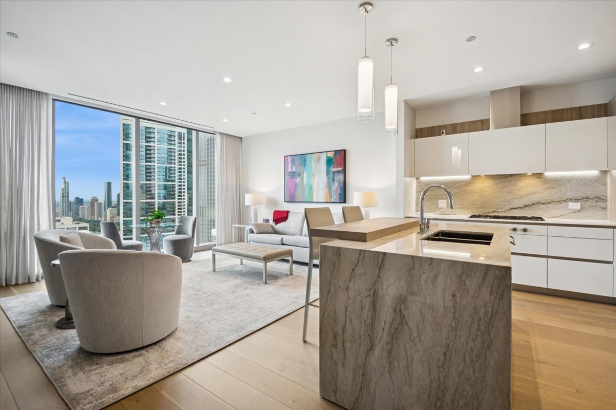 363 E Wacker Dr #3805 Chicago, IL 60601