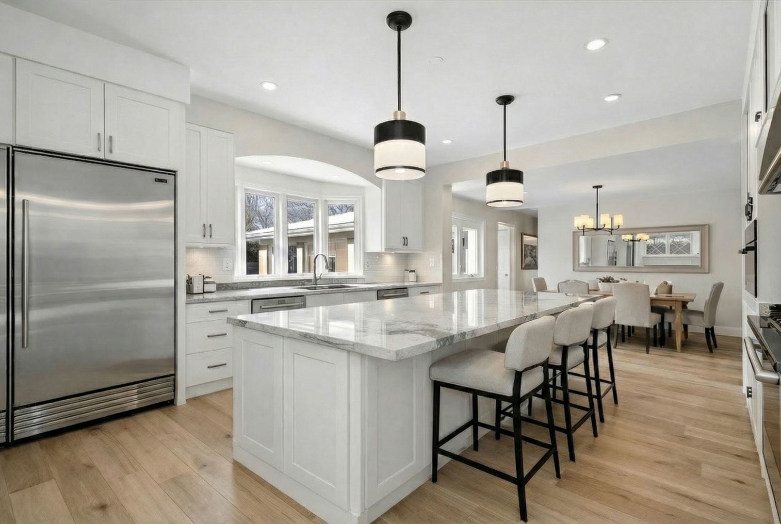 2045 Kipling Ct Highland Park, IL 60035