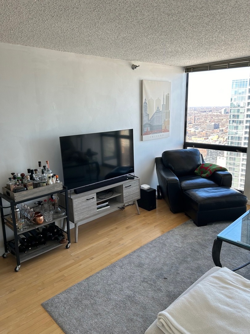 1122 N CLARK St #3804