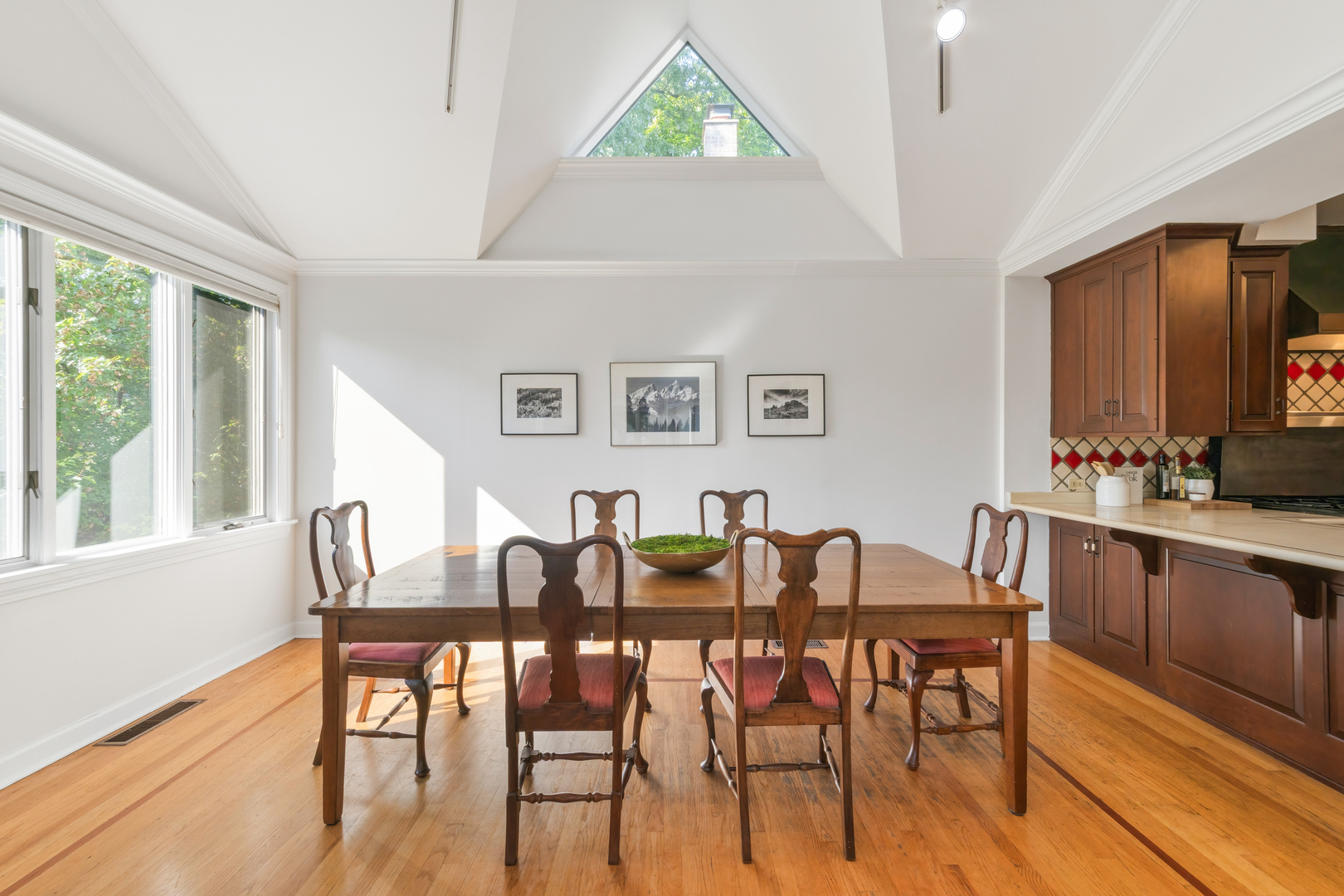 315 S Scoville Ave Oak Park, IL 60302