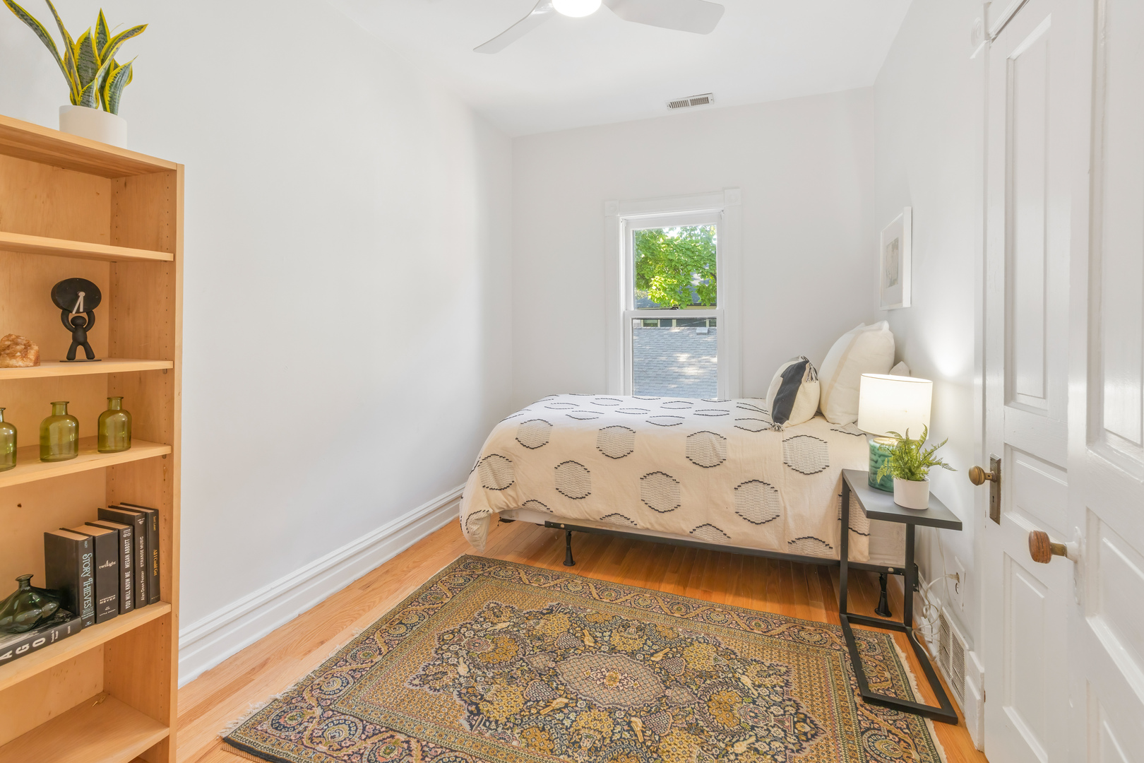 315 S Scoville Ave Oak Park, IL 60302