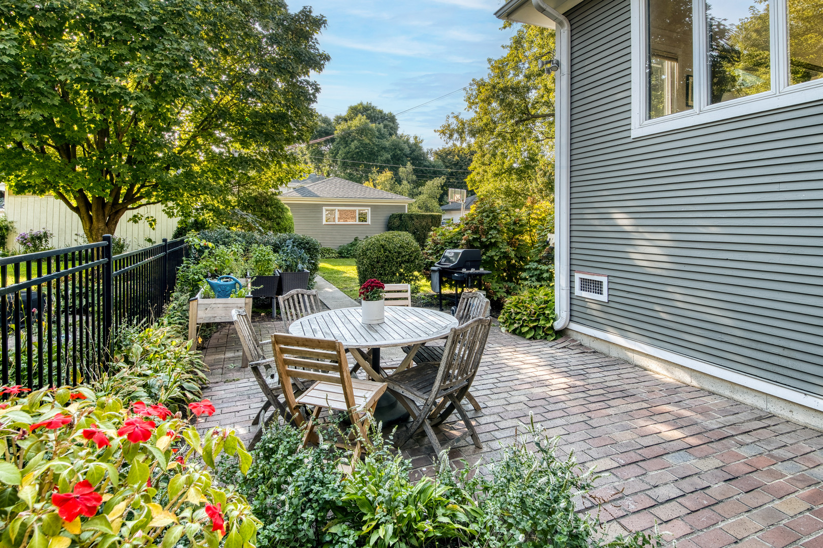 315 S Scoville Ave Oak Park, IL 60302