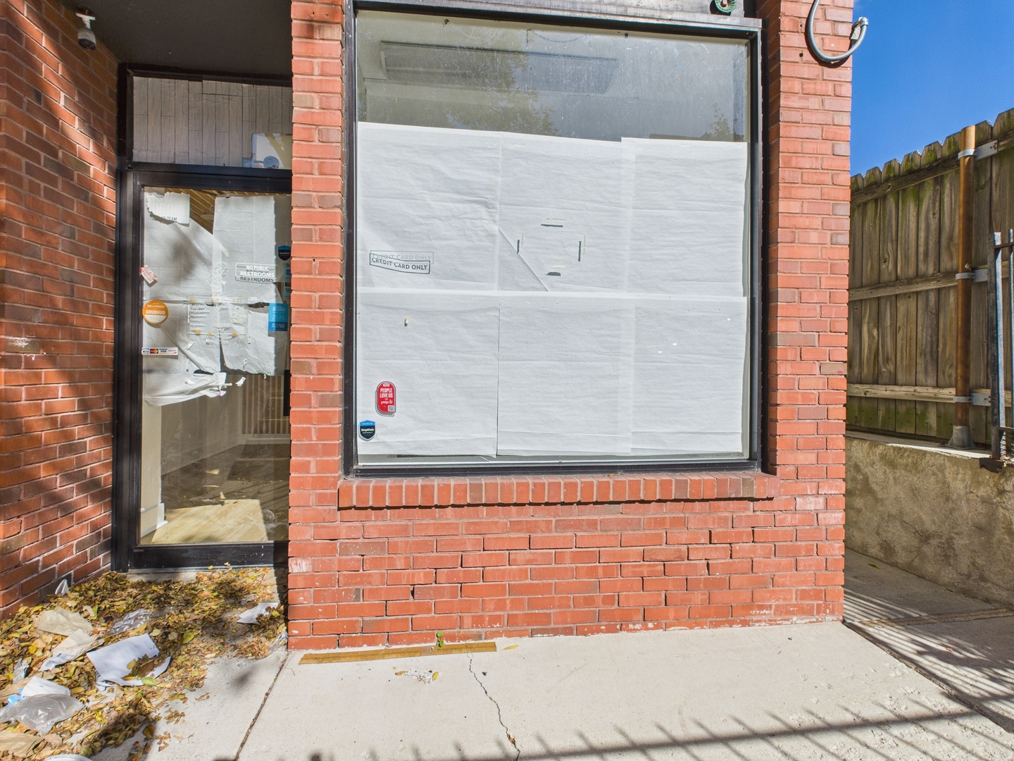 1512 W Taylor St #1 Chicago, IL 60607