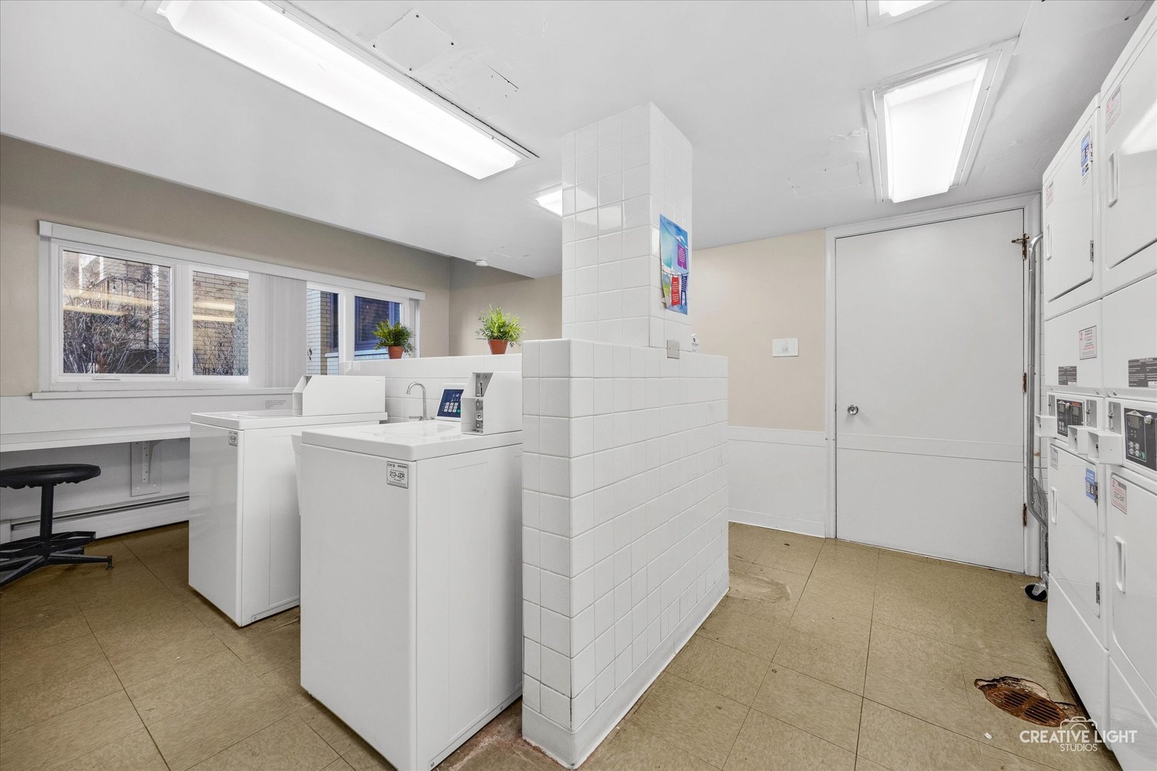 1025 W Washington Blvd #G Oak Park, IL 60302