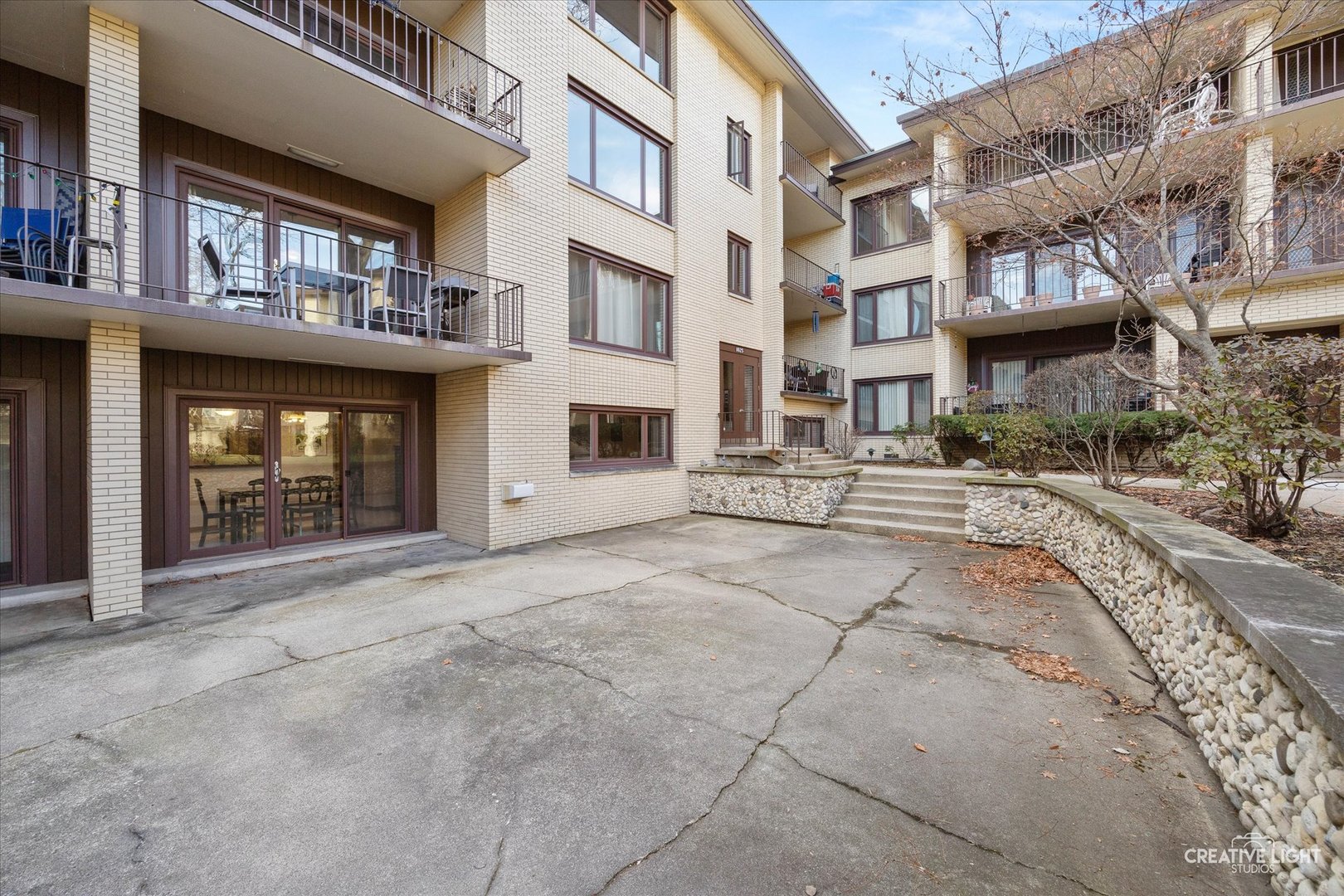 1025 W Washington Blvd #G Oak Park, IL 60302