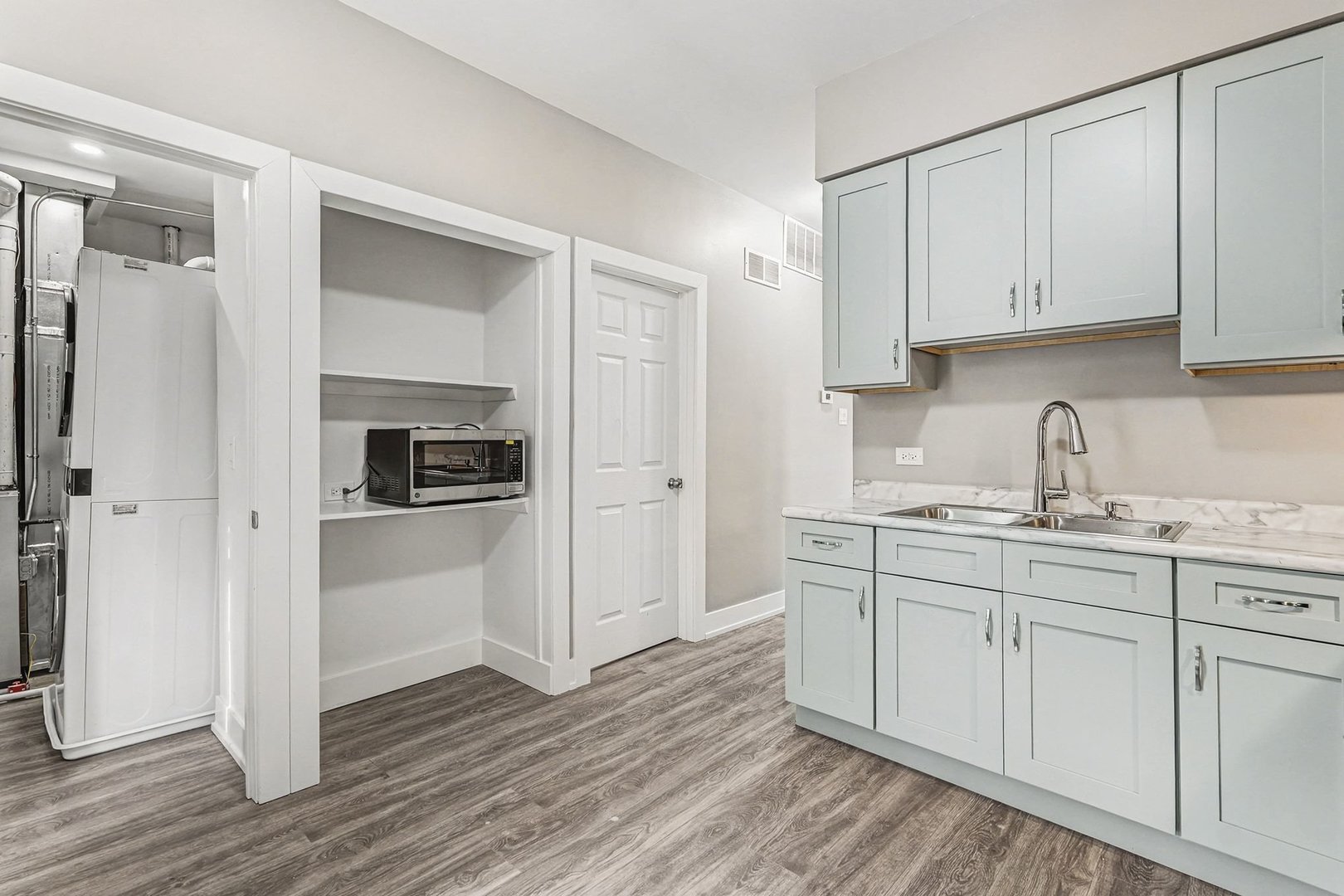 1503 W Taylor St #3 Chicago, IL 60607